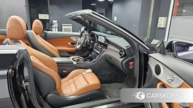 Mercedes-Benz C-Class W205 2020 Черный из Кореи, фото 2