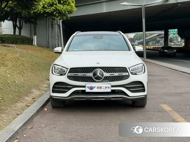 Mercedes-Benz GLC 2022 Белый из Китая, фото 2