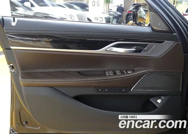 BMW 7 Series (G11) id 2868674 из Кореи 2