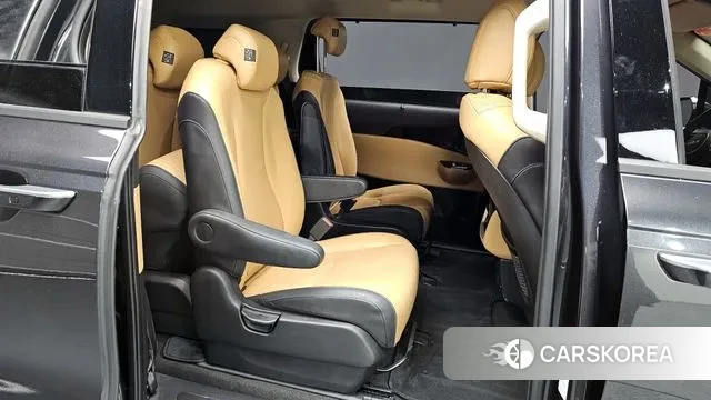 Kia Carnival 4th generation 2022 Серый из Кореи, фото 2