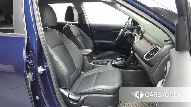 Kia The New Seltos 2023 Синий из Кореи, фото 2