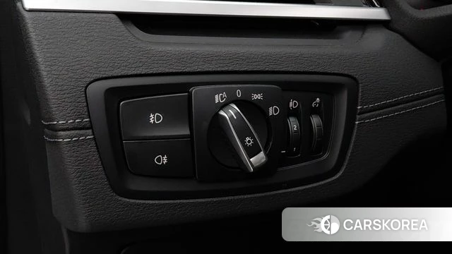 BMW X1 (F48) 2022 Серый из Кореи, фото 2