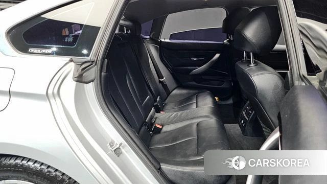 BMW 4 Series (F32) 2018 Серебристо-серый из Кореи, фото 2