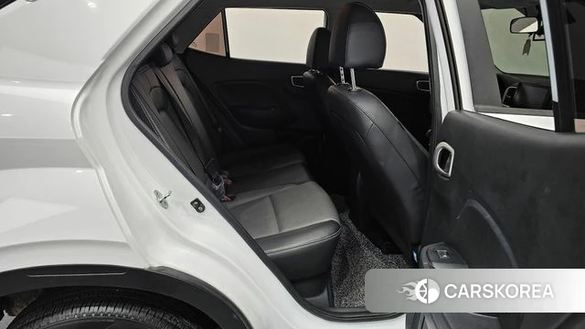 Hyundai Venue 2022 Белый из Кореи, фото 2