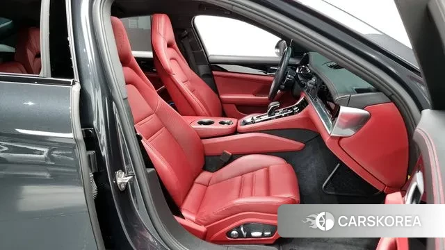 Porsche Panamera (971) 2018 Серый из Кореи, фото 2