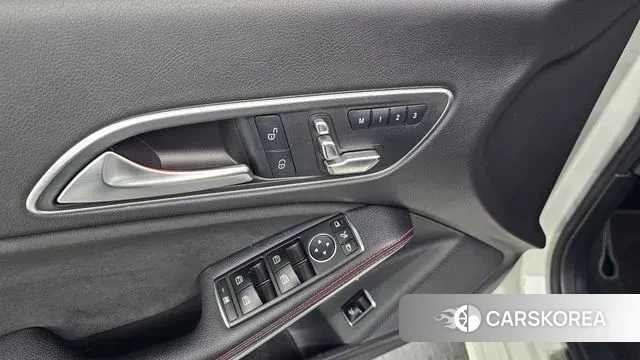 Mercedes-Benz CLA-Class C117 2018 Белый из Кореи, фото 2