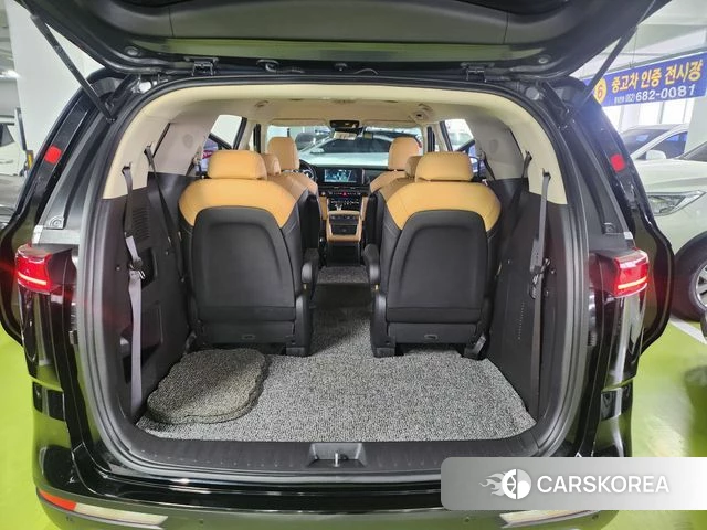 Kia Carnival 4th generation 2021 Черный из Кореи, фото 2
