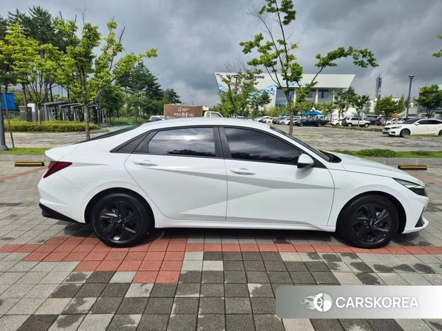 Hyundai Avante (CN7) 2022 Белый из Кореи, фото 2