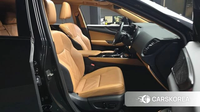 Lexus NX350h Second generation 2025 Черный из Кореи, фото 2