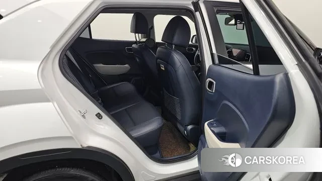 Hyundai Venue 2021 Белый из Кореи, фото 2