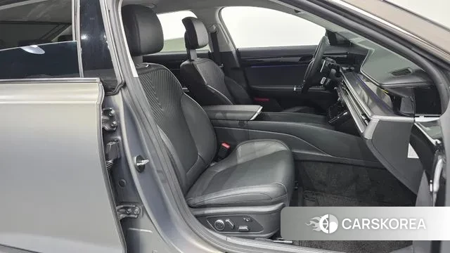 Hyundai Grandeur Hybrid (GN7) 2024 Песочный из Кореи, фото 2