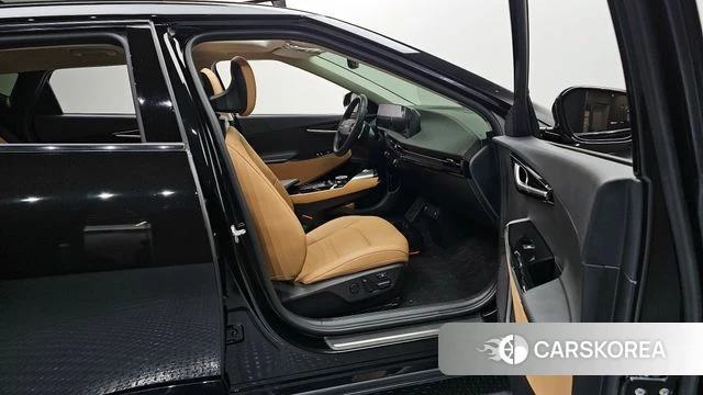 Kia EV6 2022 Черный из Кореи, фото 2