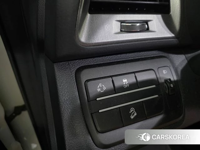 Ssangyong Tivoli Armor 2018 Белый из Кореи, фото 2