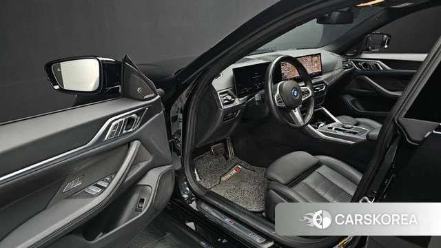 BMW i4 2024 Черный из Кореи, фото 2