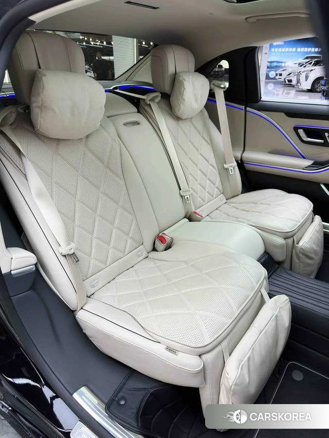 Mercedes-Benz Maybach S-class 2025 Черный из Китая, фото 2