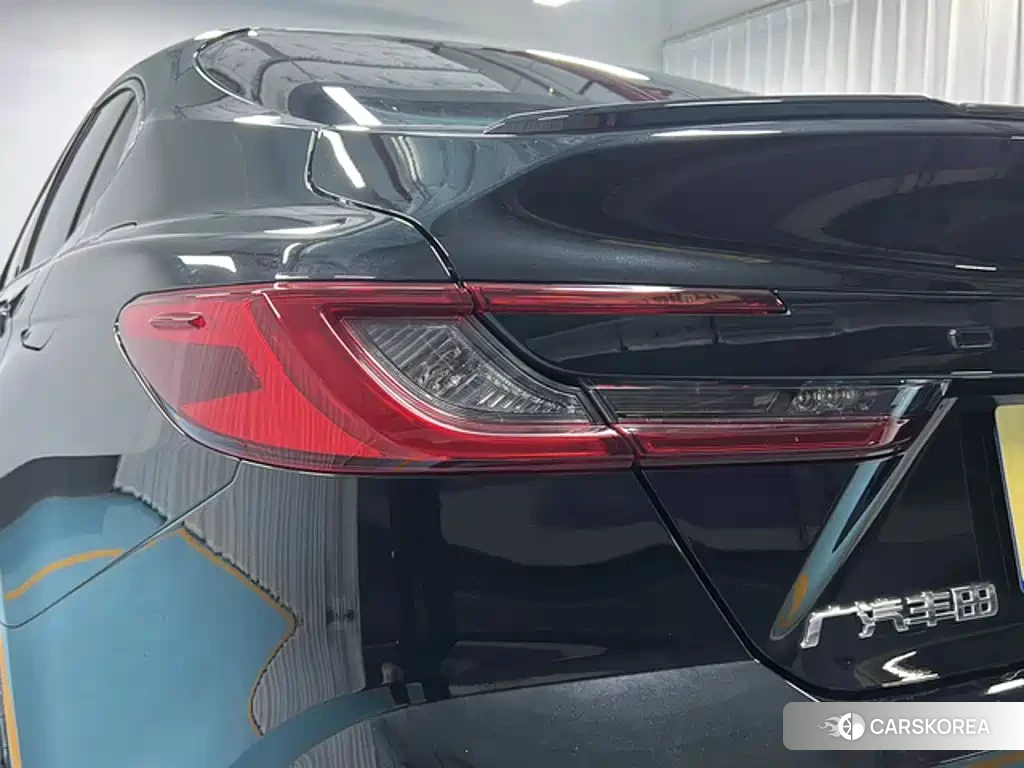 Toyota Camry 2025 Черный из Китая, фото 2