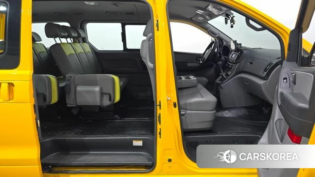Hyundai The New Grand Starex 2018 Желтый из Кореи, фото 2