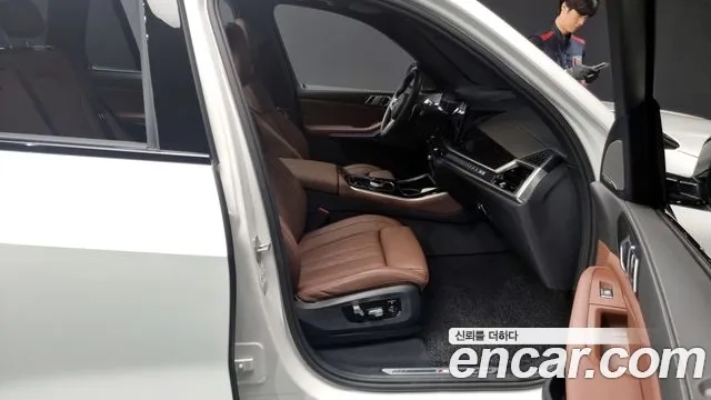 BMW X5 (G05) 2024 Белый из Кореи, фото 2