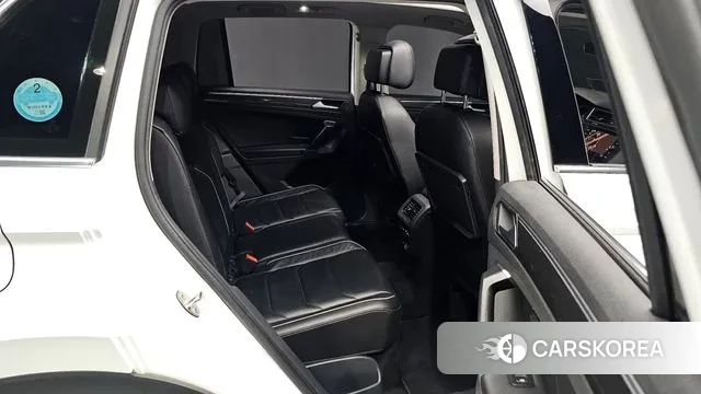 Volkswagen Tiguan second Generation 2020 Белый из Кореи, фото 2