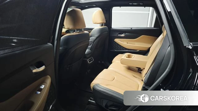 Hyundai The New Santa Fe 2022 Черный из Кореи, фото 2