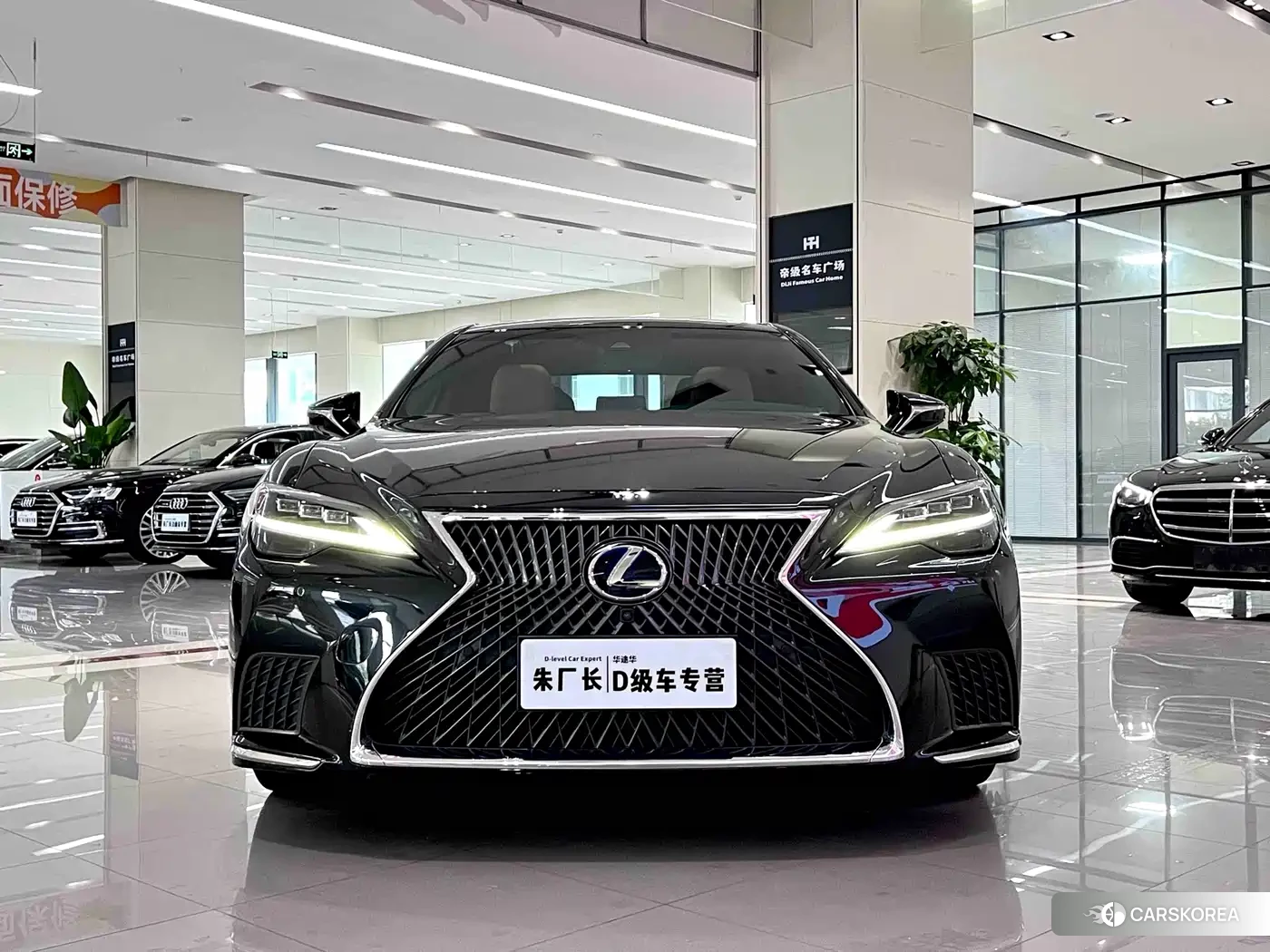 Lexus LS 2022 Черный из Китая, фото 2