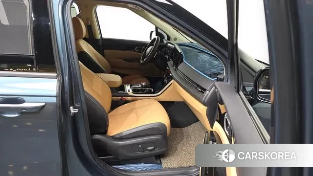 Kia Carnival 4th generation 2023 Небесно-голубой из Кореи, фото 2