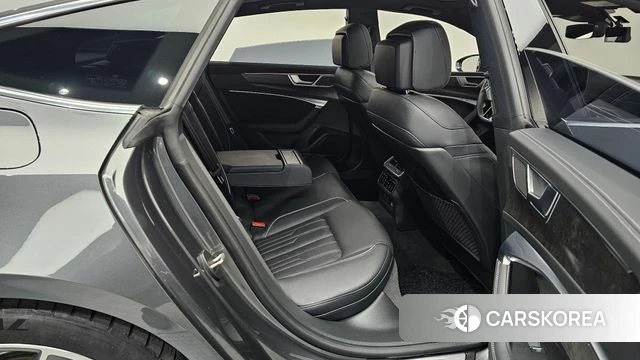 Audi A7 (4K) 2021 Серый из Кореи, фото 2