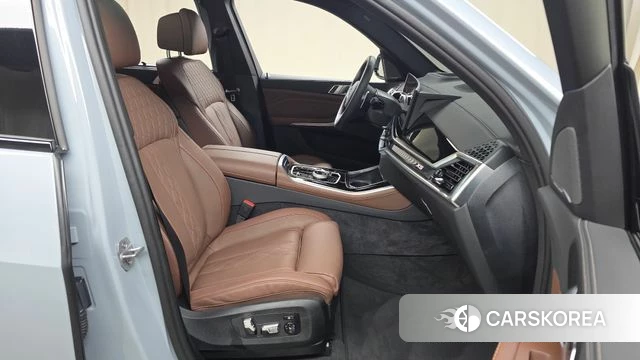 BMW X5 (G05) 2025 Цвет галактики из Кореи, фото 2