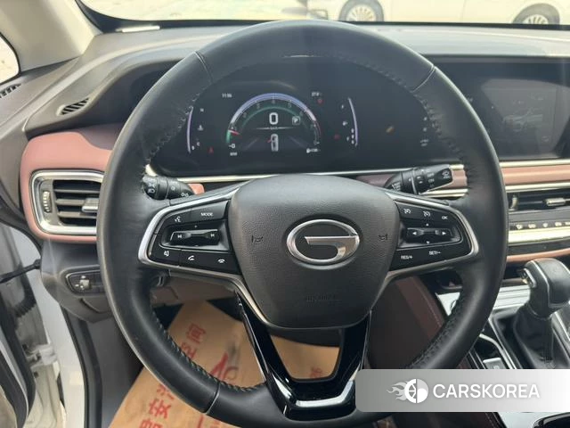 GAC Trumpchi Trumpchi M6 2023 Белый из Китая, фото 2