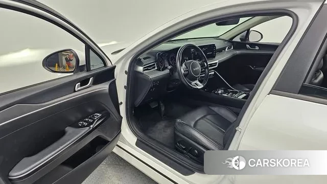 Kia K5 3rd generation 2022 Белый из Кореи, фото 2