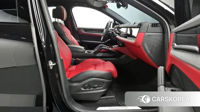 Porsche Cayenne (PO536) 2024 Черный из Кореи, фото 2