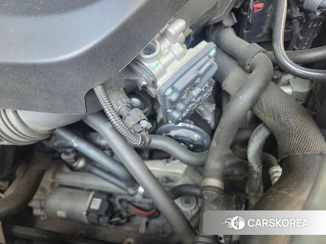 BMW 5 Series (G30) 2018 Серый из Кореи, фото 2