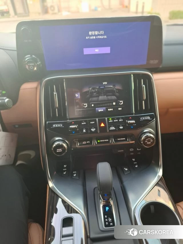 Lexus LX 4th Generation 2026 Белый из Кореи, фото 2