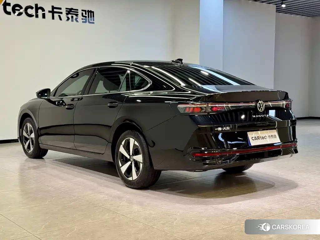 Volkswagen Magotan 2026 Черный из Китая, фото 2