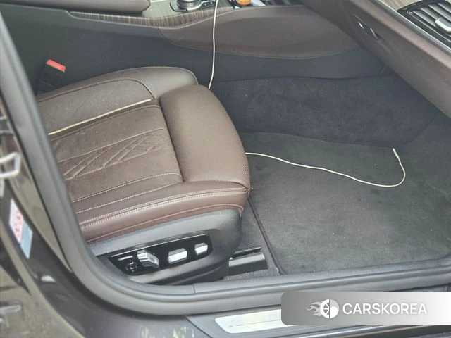 BMW 5 Series (G30) 2018 Серый из Кореи, фото 2