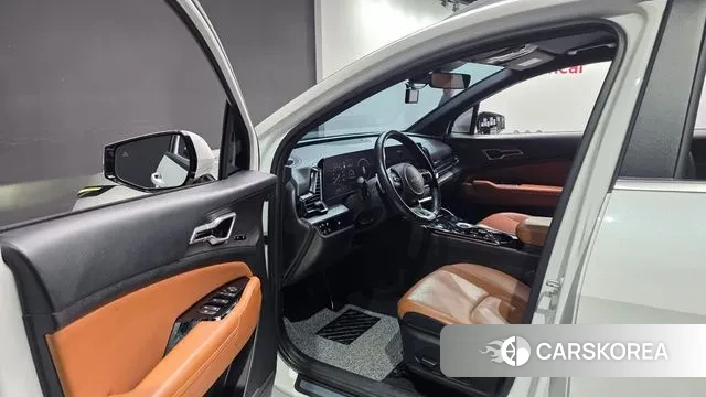 Kia Sportage 5th Generation Hybrid 2022 Белый из Кореи, фото 2