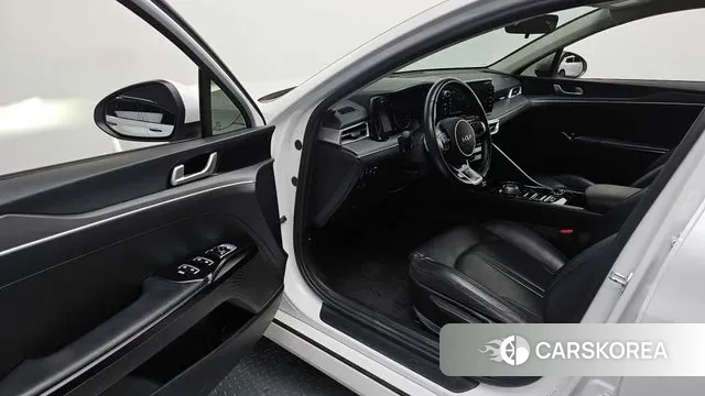 Kia K5 3rd generation 2022 Белый из Кореи, фото 2