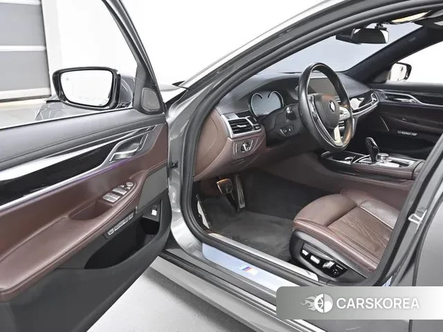 BMW 7 Series (G11) 2018 Серый из Кореи, фото 2