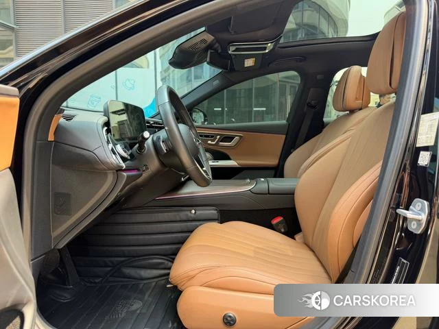Mercedes-Benz E-class 2024 Черный из Китая, фото 2