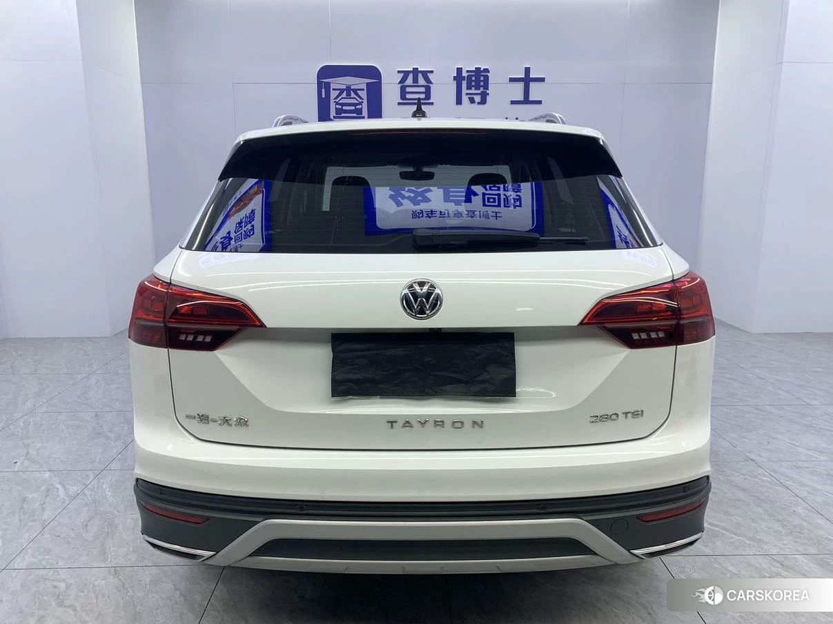 Volkswagen Tanyue 2021 Белый из Китая, фото 2