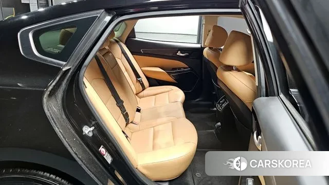 Kia K7 Premier 2021 Черный из Кореи, фото 2