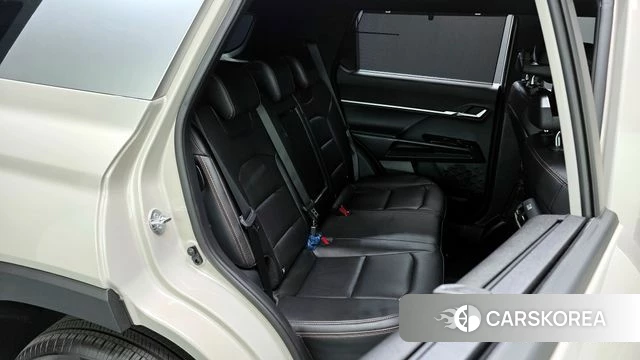 Ssangyong The New Torres 2026 Серебристо-серый из Кореи, фото 2