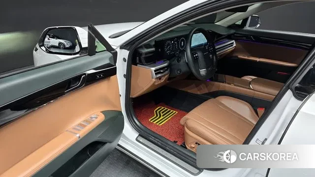 Hyundai Grandeur Hybrid (GN7) 2023 Белый из Кореи, фото 2