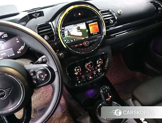 Mini Cooper Clubman 2021 Зеленый из Кореи, фото 2