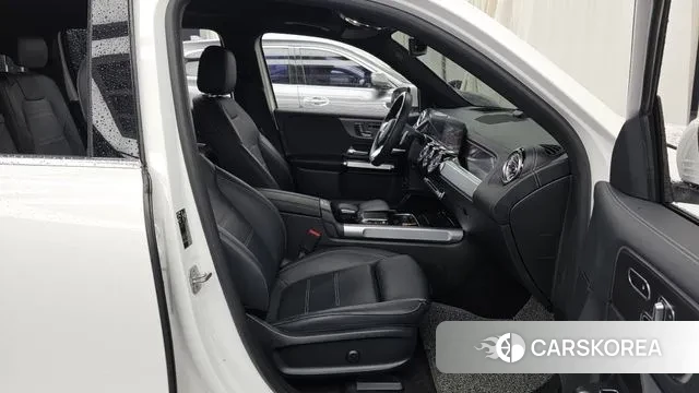 Mercedes-Benz EQB X243 2023 Белый из Кореи, фото 2