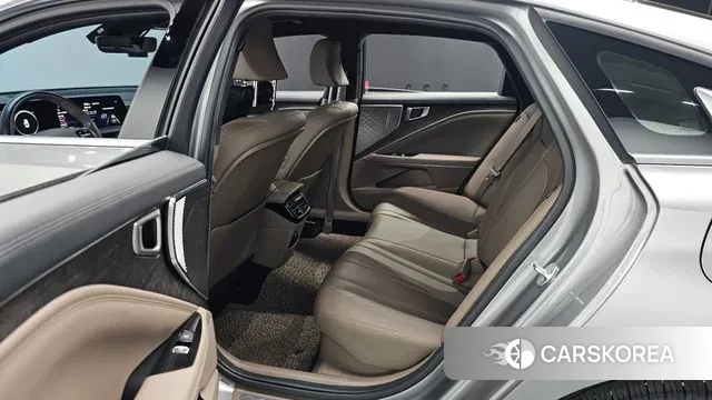 Kia K8 Hybrid 2022 Серебристо-серый из Кореи, фото 2