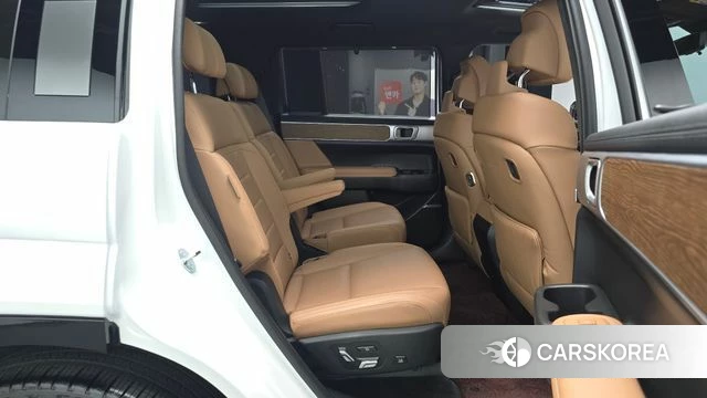 Hyundai Santa Fe (MX5) 2025 Белый из Кореи, фото 2