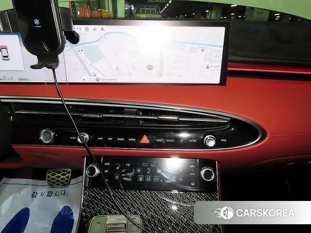 Genesis GV70 2025 Белый из Кореи, фото 2