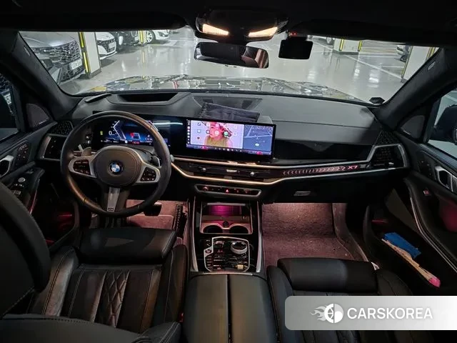 BMW X7 (G07) 2024 Черный из Кореи, фото 2