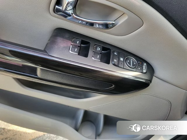 Kia The New Carnival 2018 Белый из Кореи, фото 2